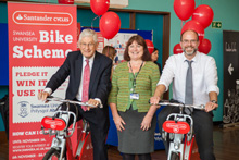 VC, Jayne and Craig with bikes